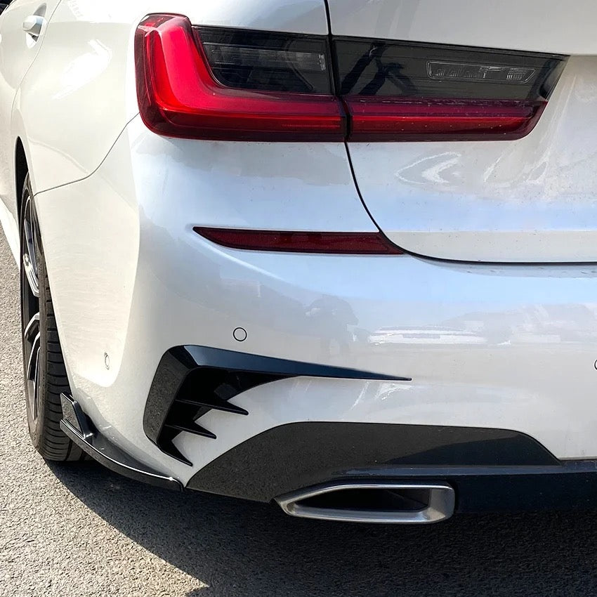 M340i rear trim cover